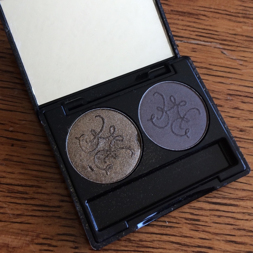 HIGH END MAKEUP: RBR Dual shadows & keeper!
